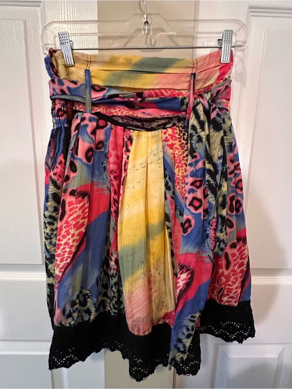 Mix Nouveau Colorful Multicolor Printed Women's Skirt w/Black Crochet Hem Sz:M